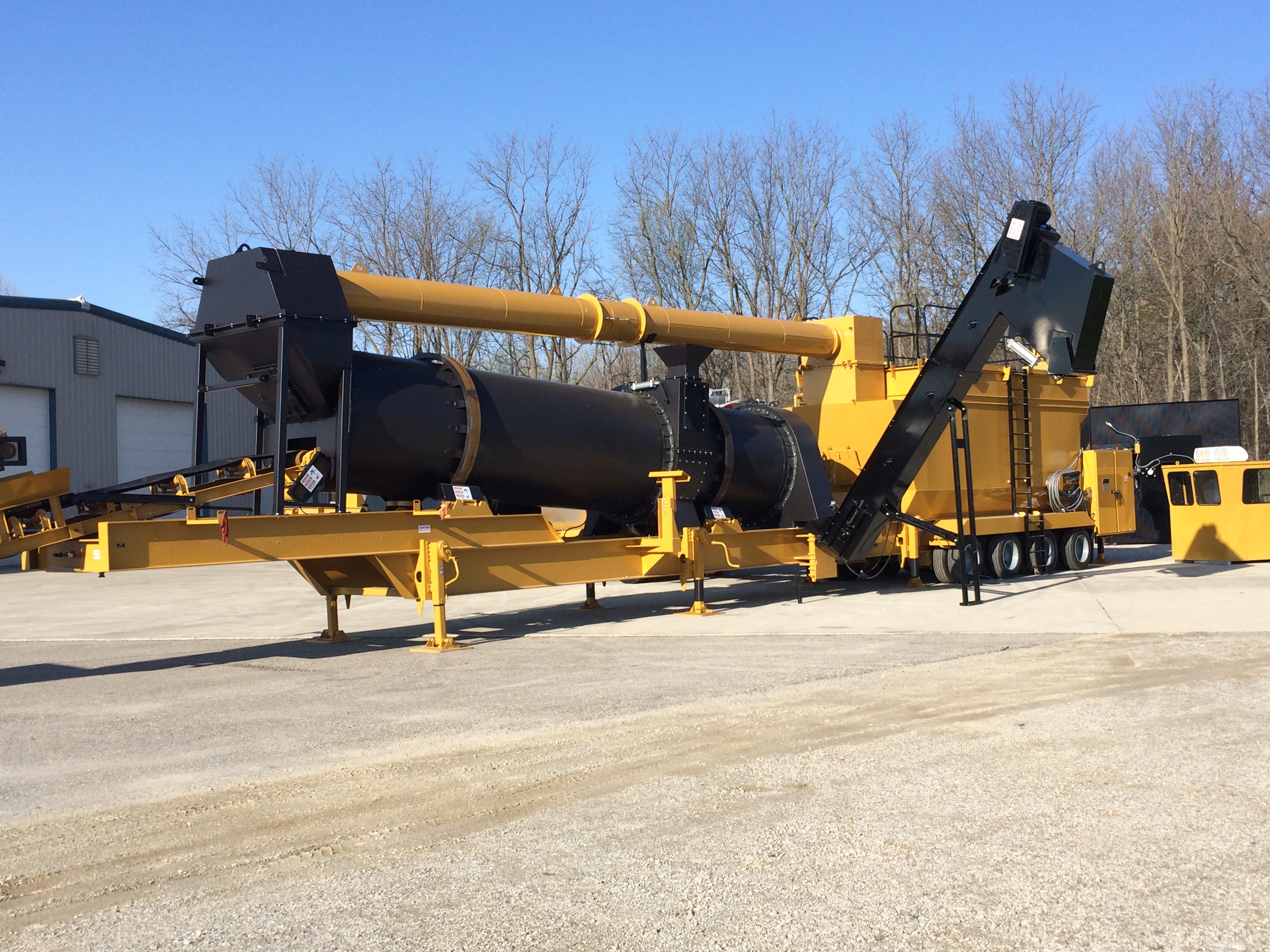 EX120 Asphalt Plant Offers Counterflow Technology, Compact Size and Easy Portability